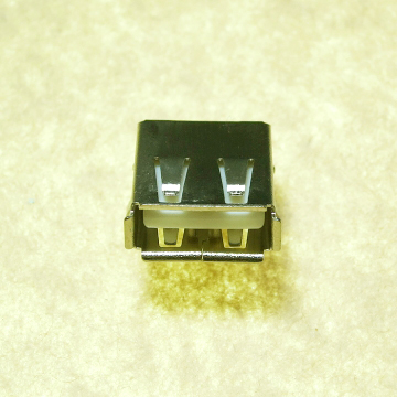 3210-SMT-W1E-01UW - USB connectors