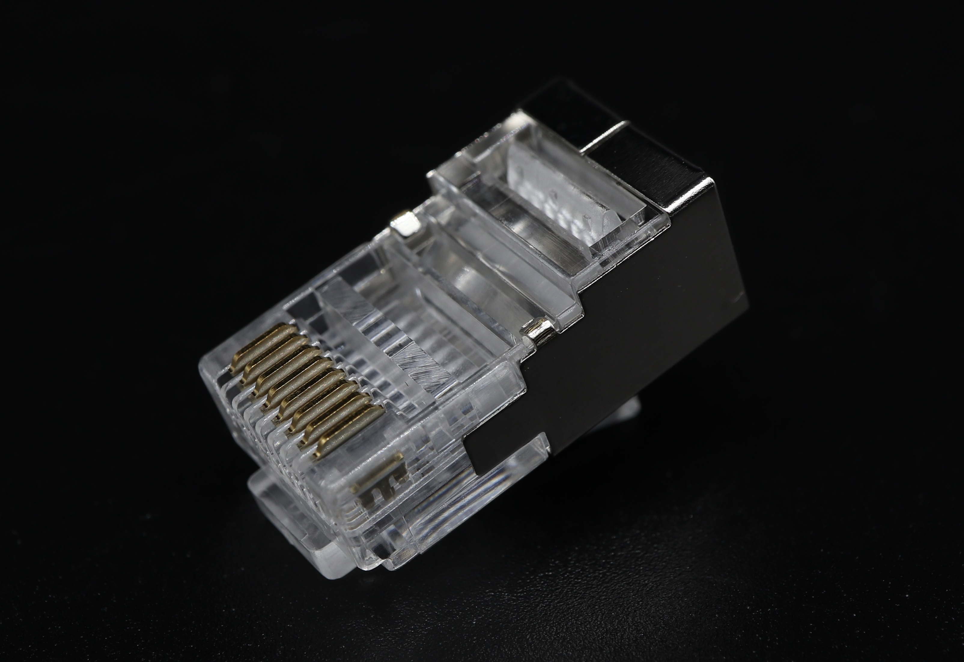 P8-003 - Modular plugs