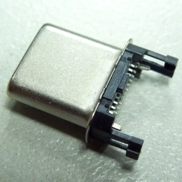 UTC132 - USB 3.1 connectors